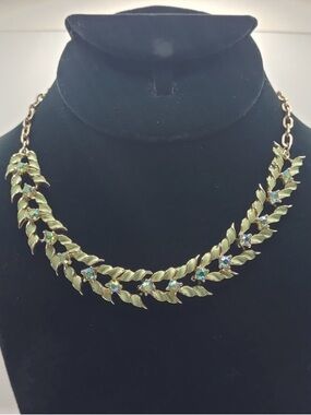 Vintage Gold Tone Leaf Necklace Green Enamel Aurora Borealis Rhinestones